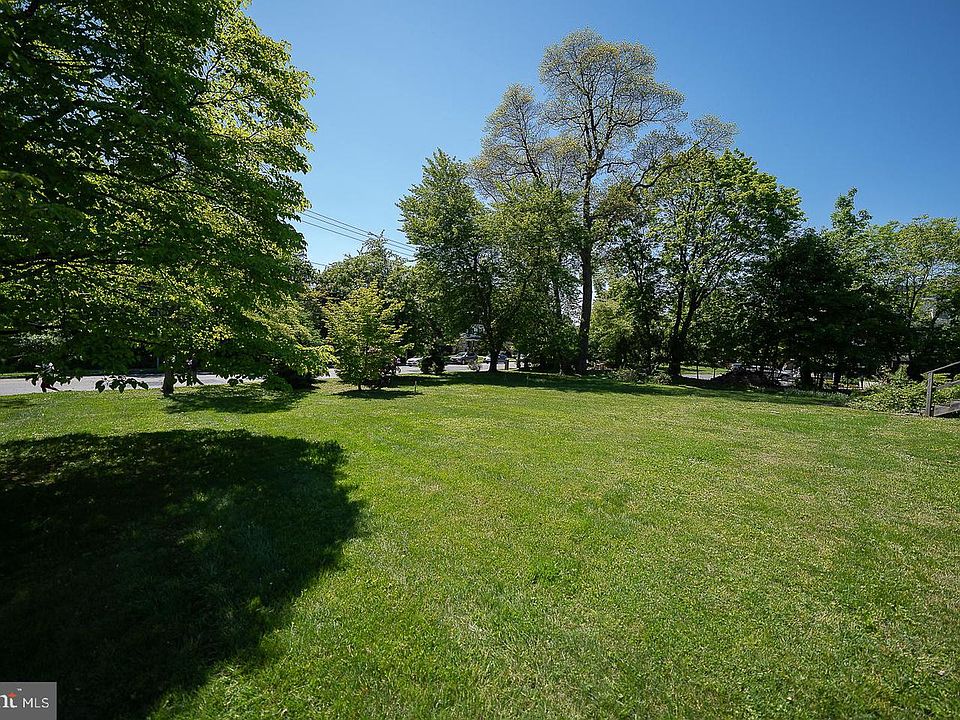 1st image of 3 E Chestnut Hill Ave