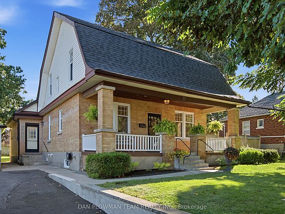 3rd image of 37 Wellington St