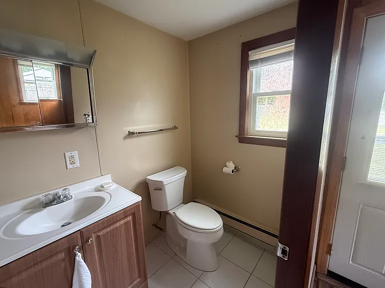 3 Jordan Rd #B — Photo 6