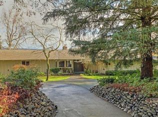 4530 Old Stage Rd, Central Pt, OR 97502