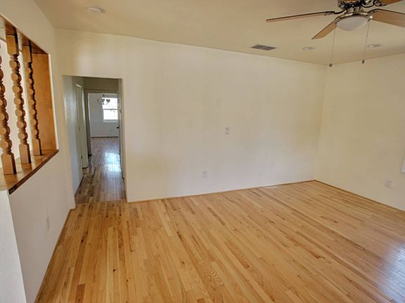 4th image of 206 Aspen St