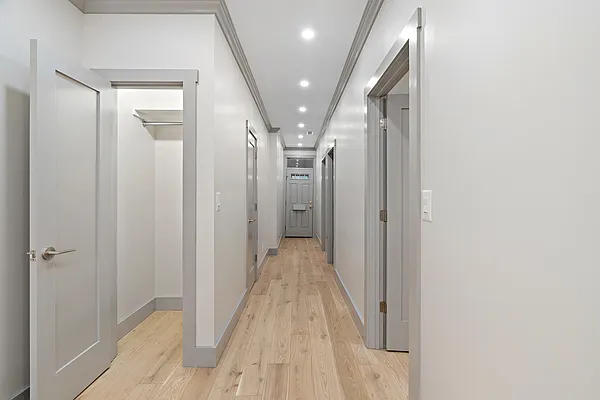 Rented by Compass | media 53