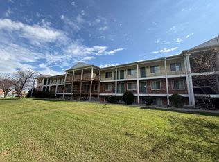 Country Village Apartments, Morton, IL 61550