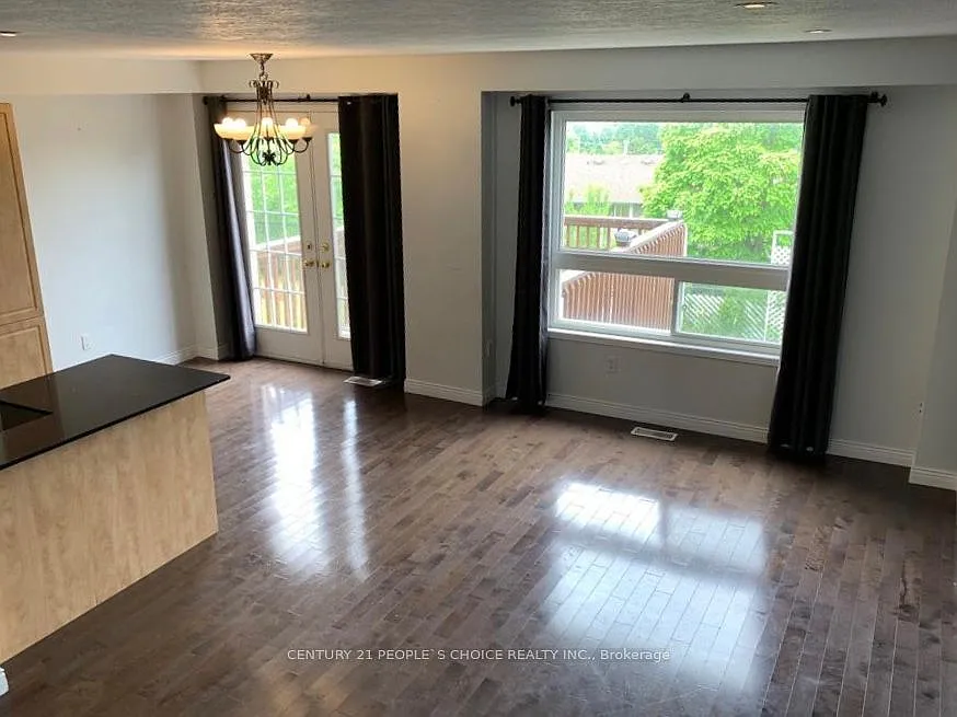 3 bed, $2,800 — Photo 3