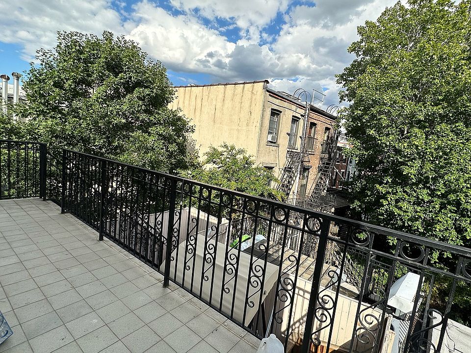 1st image of 291 Court St #2