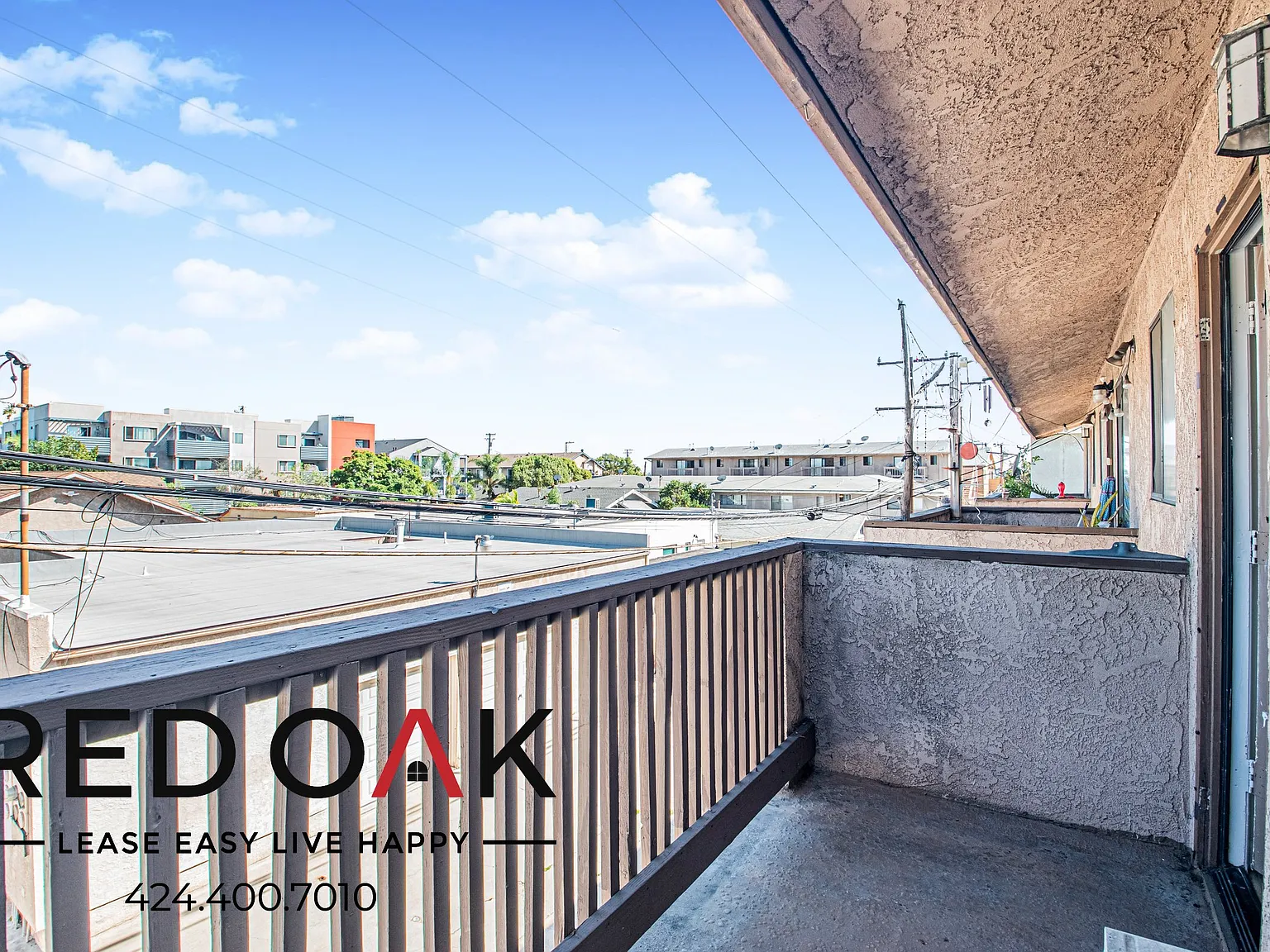 ~Low Deposit~ Open 1-Bed With Balcony, On-Site Laundry And Parking Included In The Heart Of Easts... — Photo 2