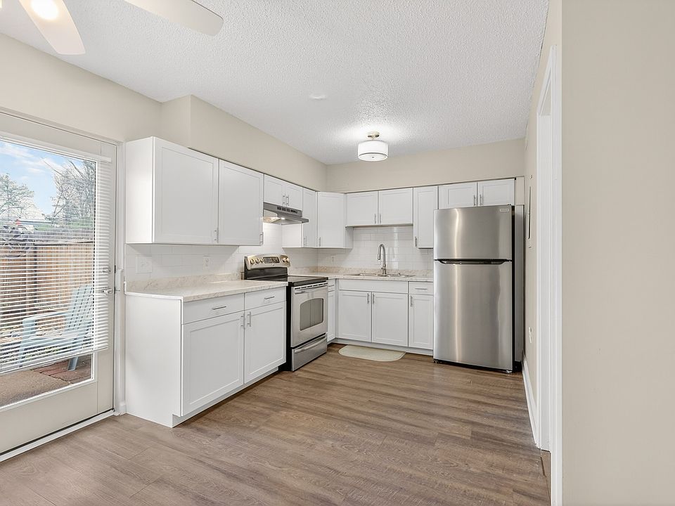 1st image of 500 Paragon Mills Rd APT B1