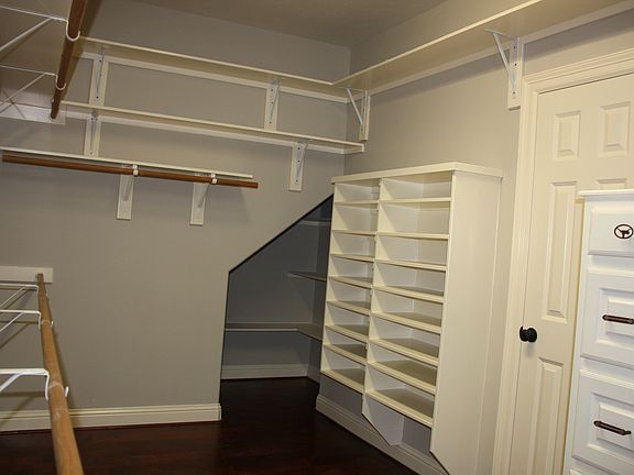 Golf or gift wrap? Storage!