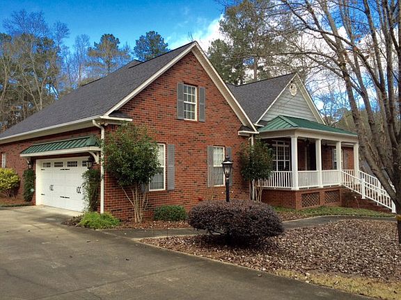 2nd image of 4547 Silver Lake Dr