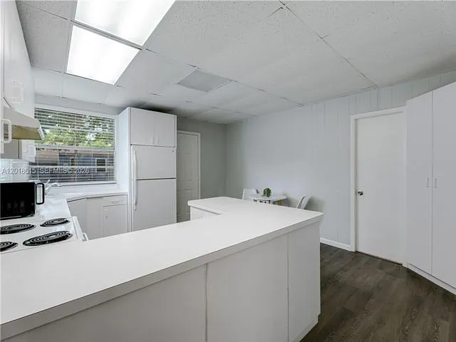 6531 SW 57th Pl — Photo 8