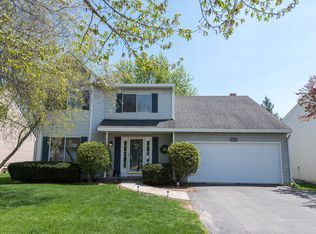 2710 Rolling Meadows Dr, Naperville, IL 60564