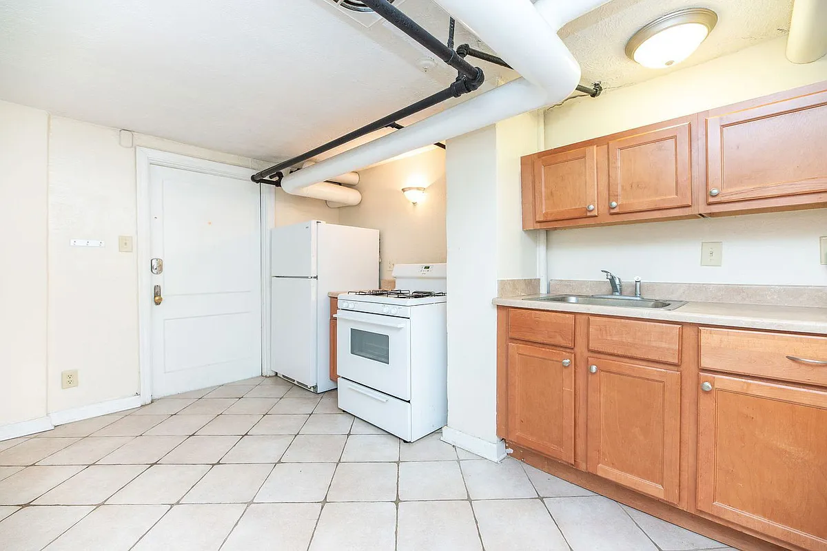 Building Photo - 2802 Digby Ave #9