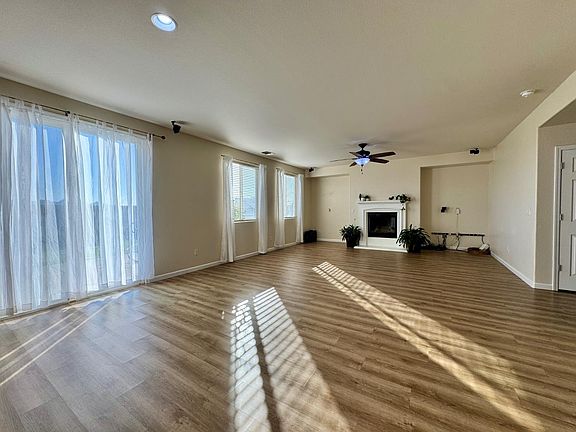4th image of 9016 Ida St