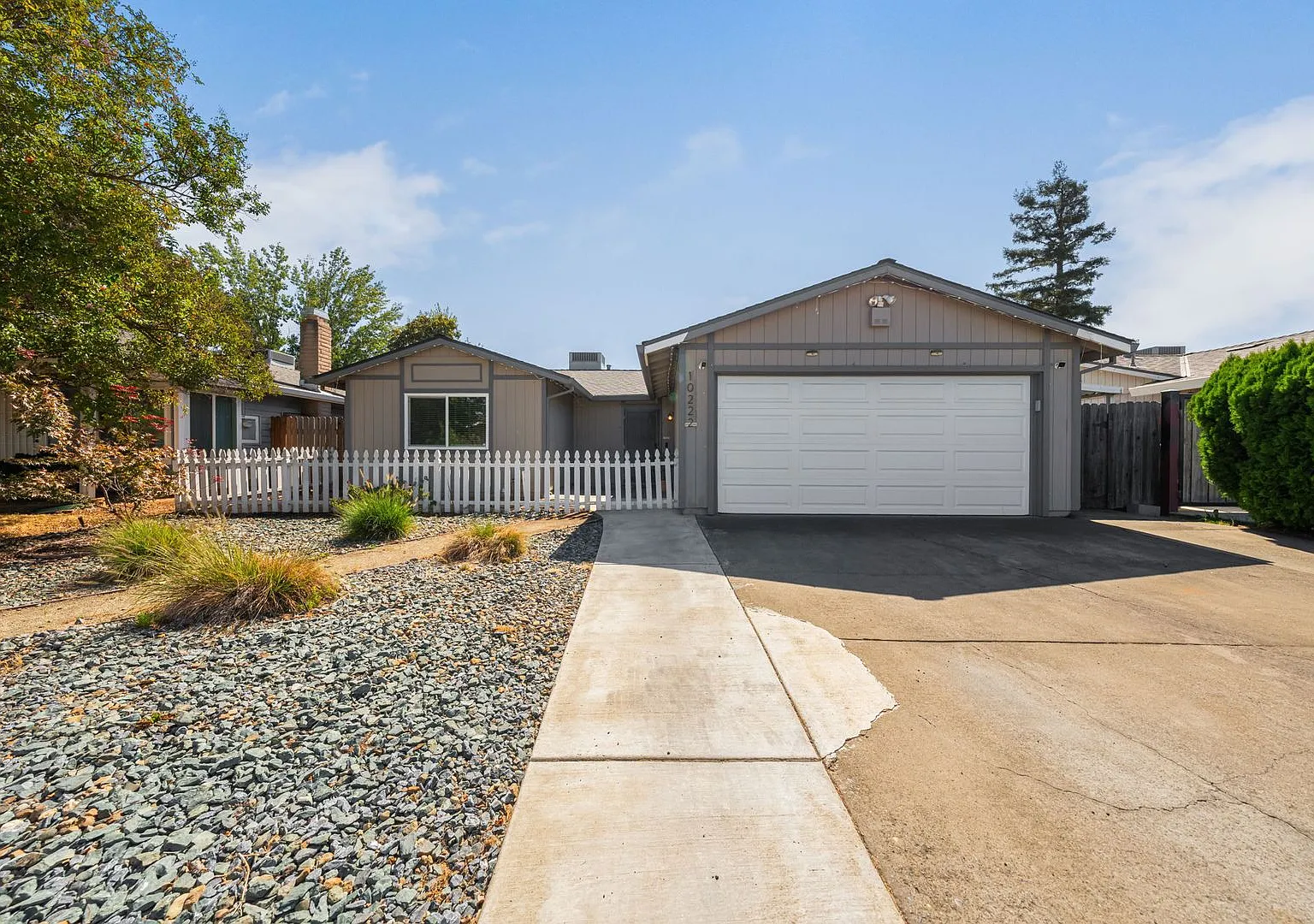 Updated 3-Bedroom Sacramento Home with Bonus Flex Space & Large Backyard! — Photo 1