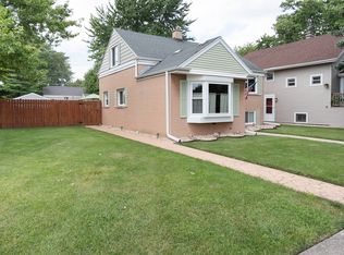 3848 Madison Ave, Brookfield, IL