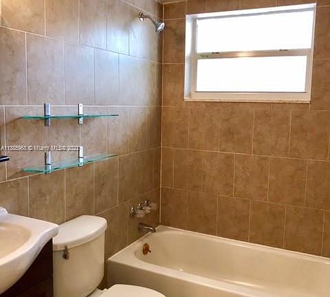 4th image of 7820 NE Bayshore Ct APT 104