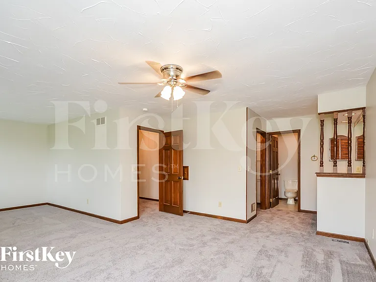 5668 Eagle Nest Ct — Photo 12