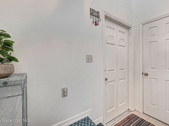 4th image of 1127 Country Club Dr #921