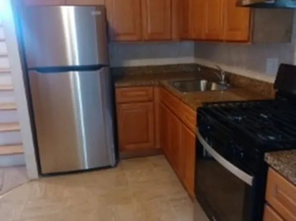 156-00 77th St #1, Howard Beach, NY 11414