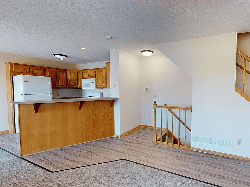 Breakfast Bar in the Kitchen