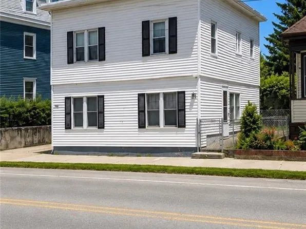 816 Plainfield St, Providence, RI 02909