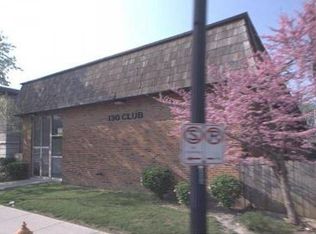 130 W Lane Ave APT 33, Columbus, OH 43201
