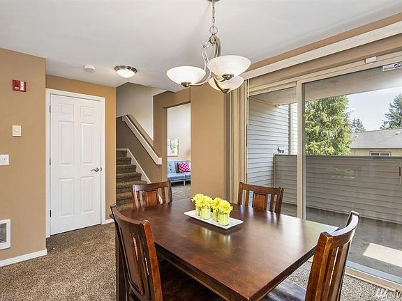 5th image of 4701 NW Walgren Dr Unit 206