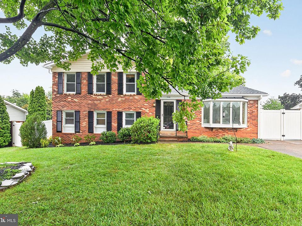 1st image of 306 Morven Park Ct NW