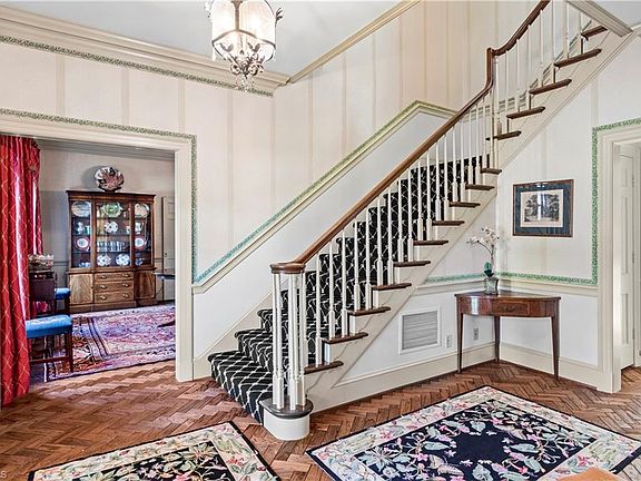 3rd image of 2854 Merry Acres Ln