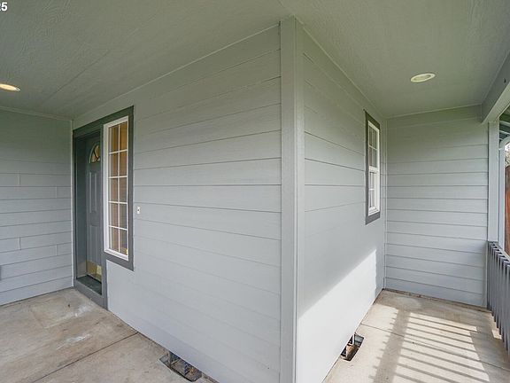3rd image of 8503 NE 157th Ct