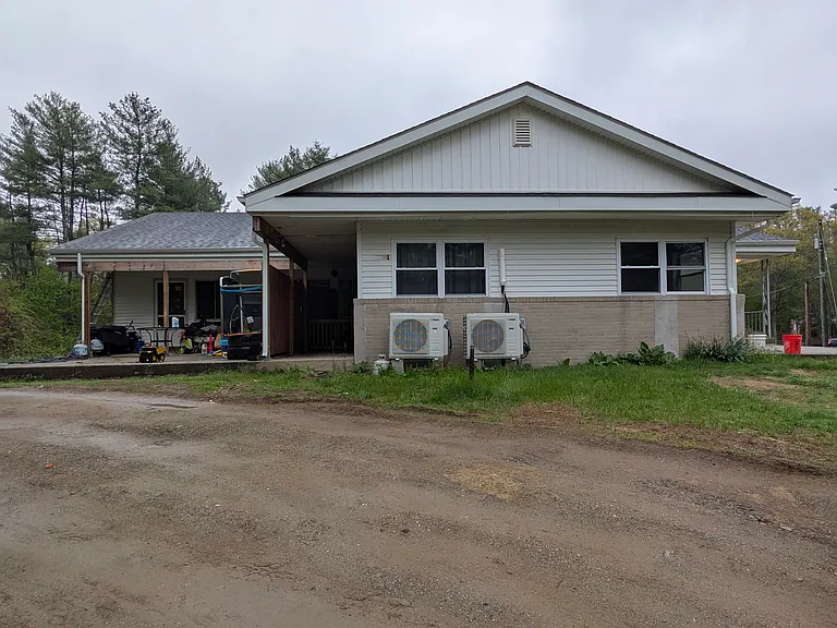 69 Franklin Dr #3 — Photo 2