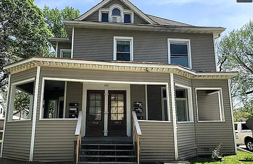505 1/2 E Locust St #A Photo 1