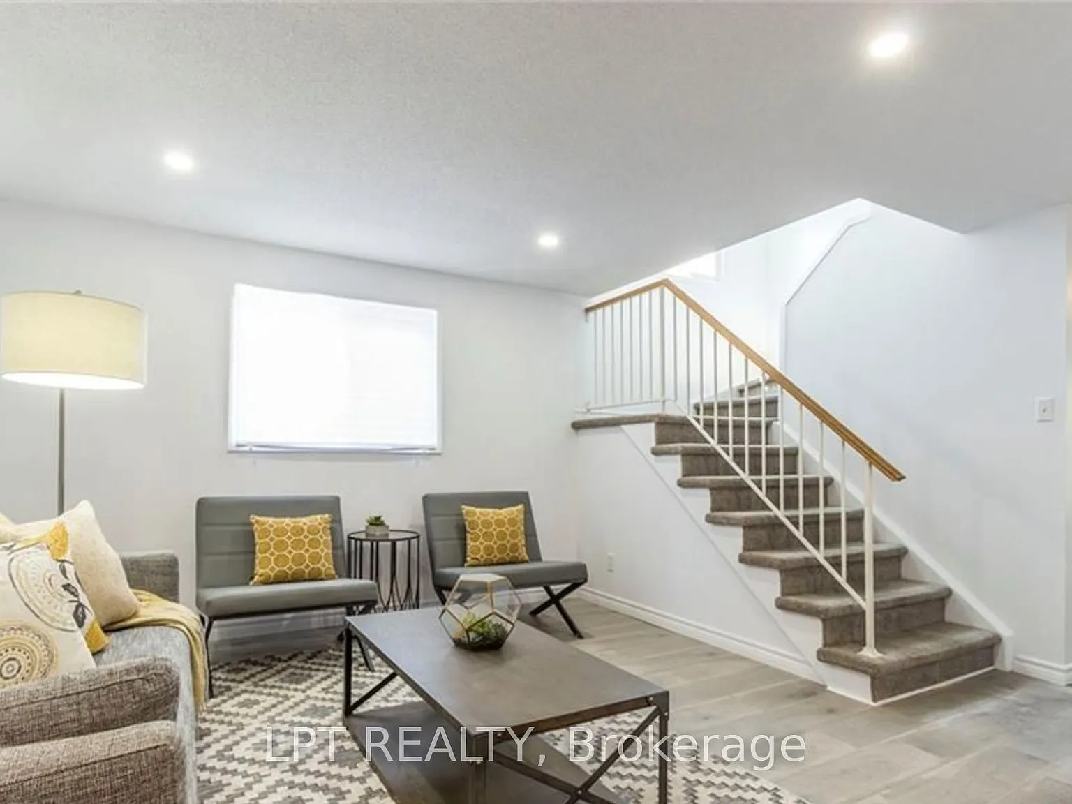 3 bed, $2,250 — Photo 2