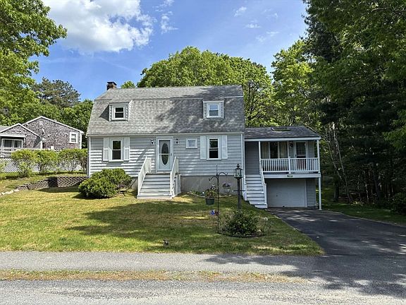 3rd image of 40 Jan Marie Dr