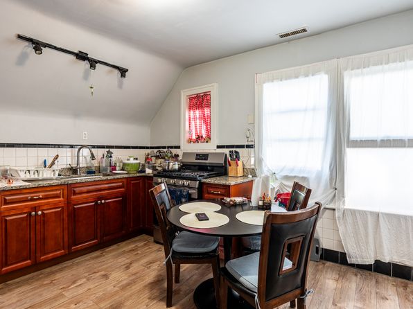 bridgeport-connecticut-2054938373 picture