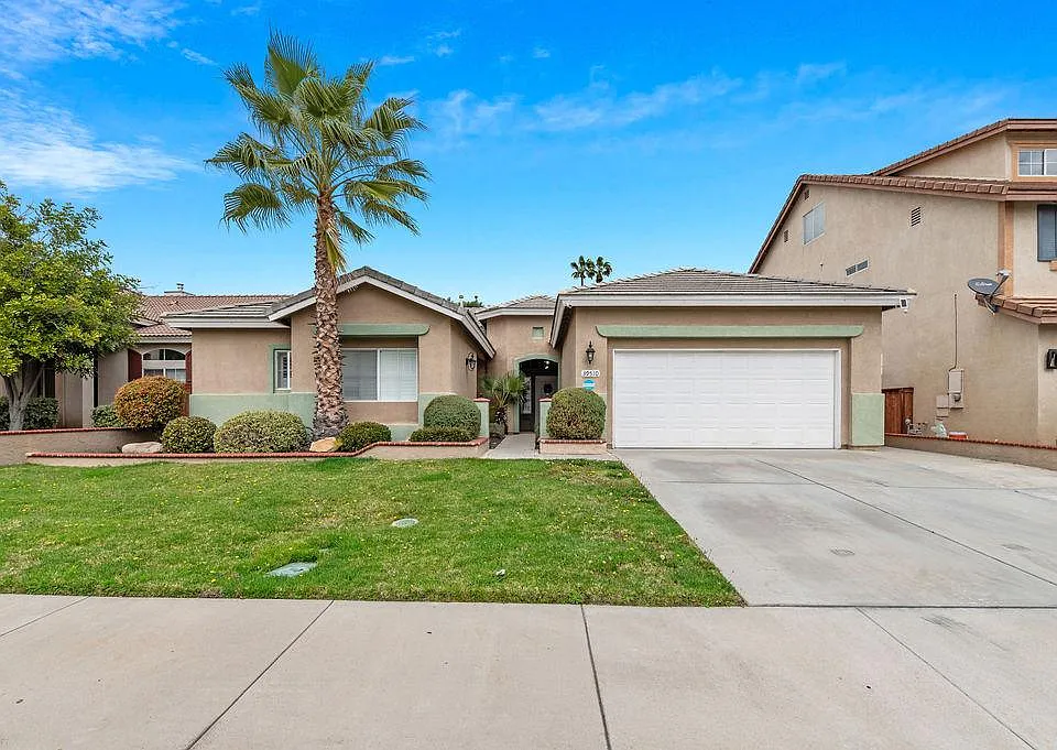 39510 Saint Honore Dr