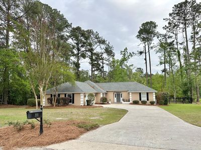 1610 Club Dr, Douglas, GA, 31533