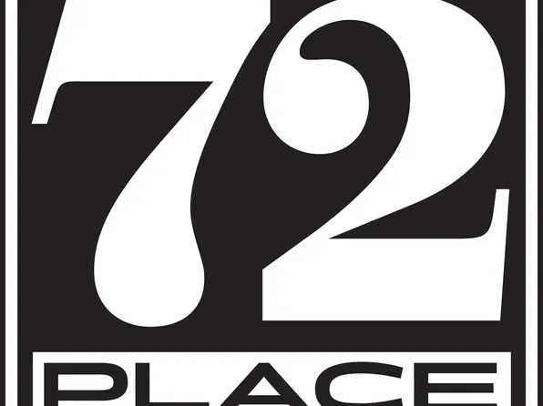 6917 Portage Dr, Papillion, NE 68133