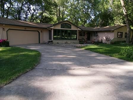 10 Silver Lake Dr.