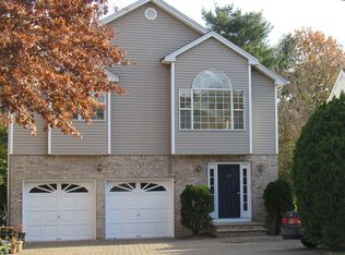 83 Park Ave, Madison, NJ 07940