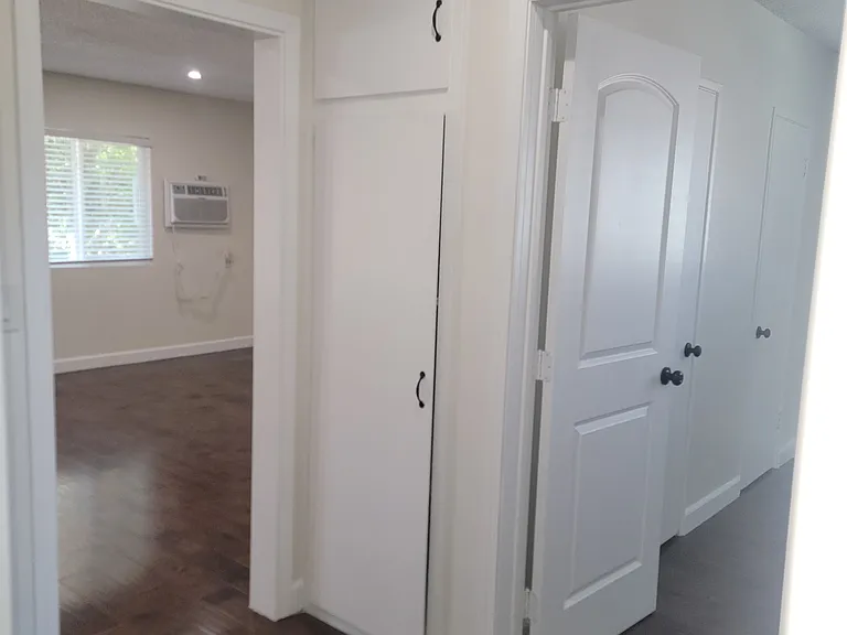 225 S Madison Ave #8 — Photo 7