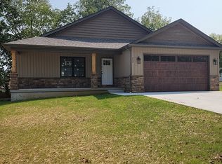 220 N Spruce St, Bonne Terre, MO 63628