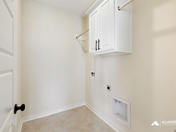 4th image of 575 Turnstone Ave