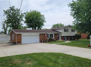 1011 Dubois Rd, Carlisle, OH 45005