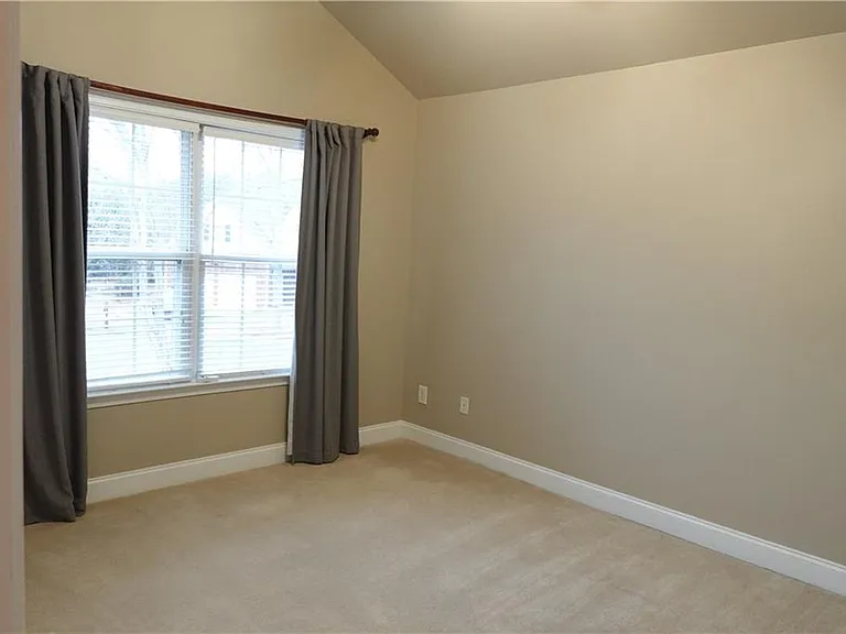 3462 Blanding Ct — Photo 20