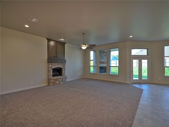 2nd image of 9104 SW 34th St