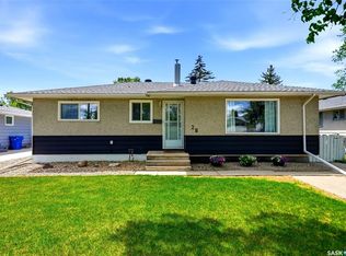 28 Cameron Cres, Regina, SK S4S2X2