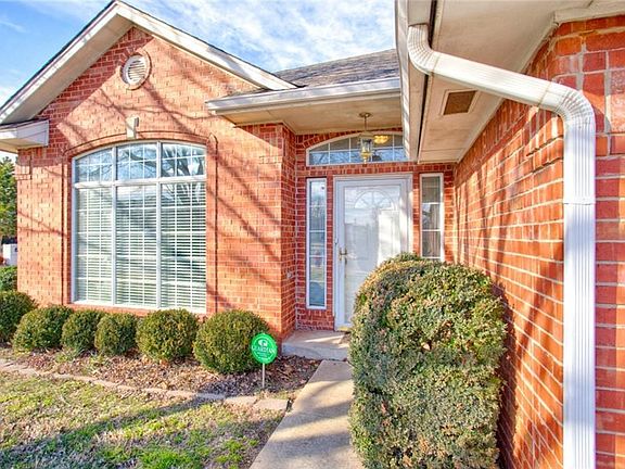 2nd image of 3413 Brookend Ct