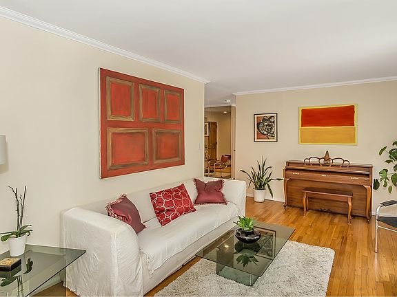 5th image of 110 Morton Blvd
