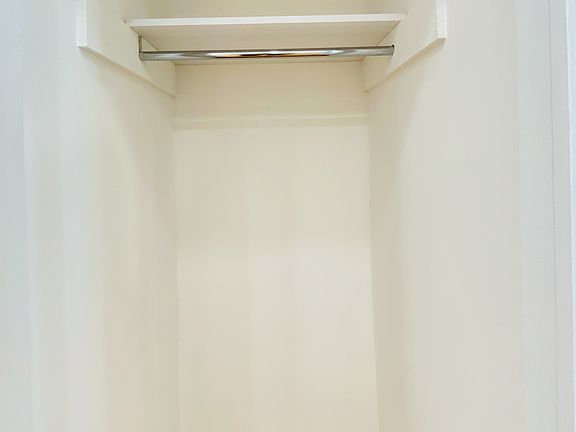 5th image of 165 Concord St #3R